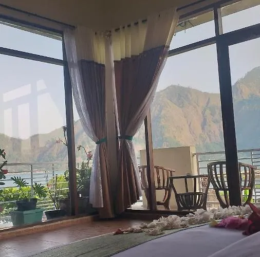 Lakeside Cottages Hotel Trunyan