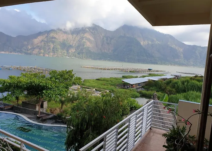 Lakeside Cottages Hotel 2*